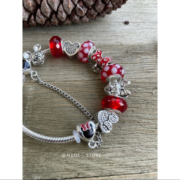Disney charm Minnie Mouse bracelet metal fashion  collection 2021 jewelry - Picture 2 of 5